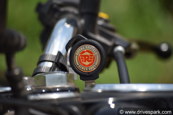 2021 ராயல் என்பீல்டு கிளாசிக் 350 பைக்கின் பின்பக்கம் இப்படிதான் இருக்கும் போல!! செம்ம ஸ்டைலிஷாக இருக்கு...
