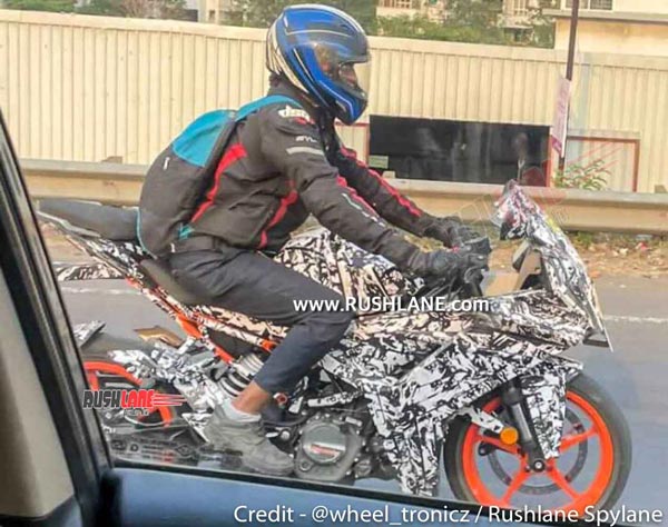 முதல் முறையாக கேமிராவின் கண்களில் கேடிஎம் பைக்! இது என்ன மாடலா இருக்கும்?.. ரொம்ப யோசிக்காதீங்க நீங்க எதிர்பார்த்ததுதான்!