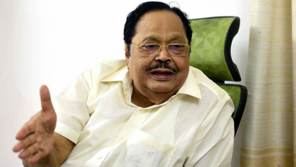 முதல்வரிடம் நிலம் இல்லை, தலைவரிடம் கார் இல்லை... தமிழக தேர்தலில் 'ஸ்டார்' வேட்பாளர்களின் கார்கள் விபரம் குறித்த ருசிகர தகவல்கள்!