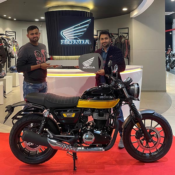 ஹோண்டாவின் புதிய சிபி பைக், சிபி350ஆர்எஸ்-இன் டெலிவிரிகள் துவங்கியது!!