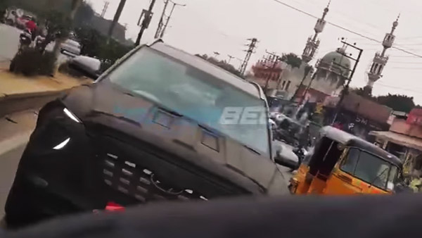 7-இருக்கை க்ரெட்டா கார் மீண்டும் பொது சாலையில் சோதனை!! இரகசியமாக ஈடுப்பட்டுவரும் ஹூண்டாய்!