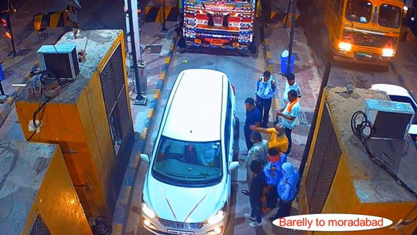 ரூ. 80 கட்ட வாதாடிய நீதிபதி... பிடிவாதமாக நின்ற டோல் ஊழியர்கள்... கடைசியில் என்னதான் ஆச்சு?.. இது முதல்லையே செஞ்சிருக்கலாம்!!