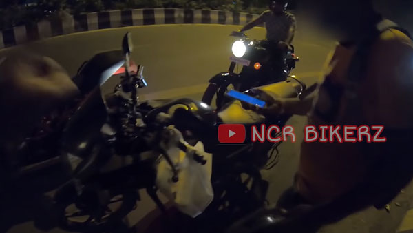 இத செய்யறதுக்கு பெரிய மனசு வேணும்... ஸ்விக்கி டெலிவரி பாயை நெகிழ வைத்த கேடிஎம் பைக் உரிமையாளர்...