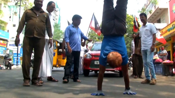 அமைச்சர் எஸ்.பி.வேலுமணிக்காக யோகா மாஸ்டர் செய்த காரியம்... வாயை பிளந்து பார்த்த கோவை மக்கள்... வீடியோ