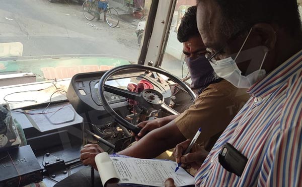 மதுரையில் அரசு பஸ் டிரைவருக்கு அபராதம் விதித்து அதிரடி காட்டிய அதிகாரிகள்... எதற்காக தெரியுமா?