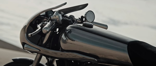ராயல் என்பீல்டு காண்டினெண்டல் ஜிடி650 பைக்கை இப்படியும் மாற்றி கொள்ளலாம்!! ஆனா விலைதான் தலைசுற்ற வைக்குது!