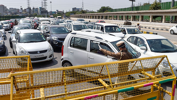 மதுரையில் அரசு பஸ் டிரைவருக்கு அபராதம் விதித்து அதிரடி காட்டிய அதிகாரிகள்... எதற்காக தெரியுமா?