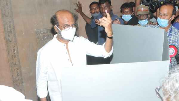 கப்பல் போன்ற ரோல்ராய்ஸ் கார் இருக்க சைக்கிளில் வந்த நடிகர் விஜய்... ரொம்ப யோசீக்காதீங்க இதுதான் காரணமாம்...