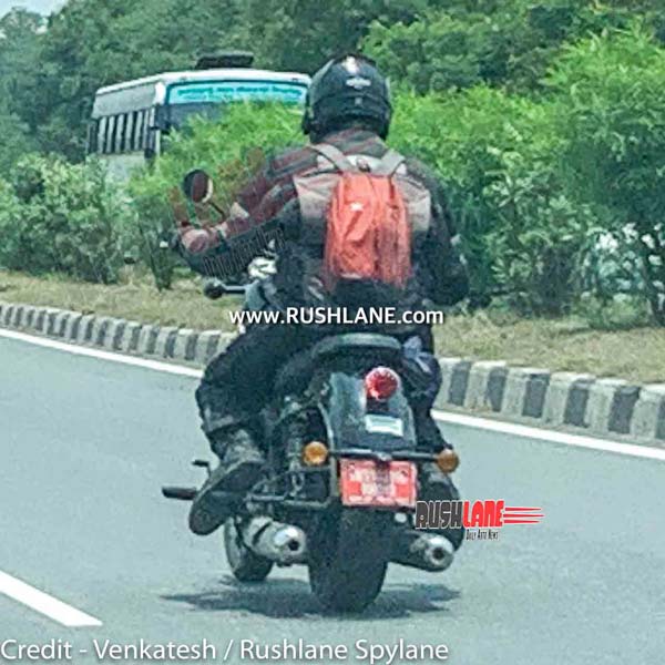 புதிய பைக்கிற்கான பெயரை பதிவு செய்தது ராயல் என்பீல்டு!! இளைஞர்களின் கவனத்தை ஈர்க்குமா?