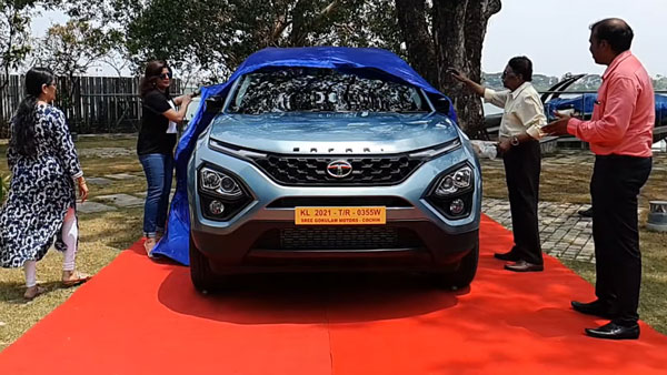 டாடா கார் பக்கம் குவியும் பிரபலங்கள்... புதுசா சஃபாரி காரை வாங்கி இருக்கும் இவர் யாருனு தெரியுதா?... நல்ல பாருங்க!!