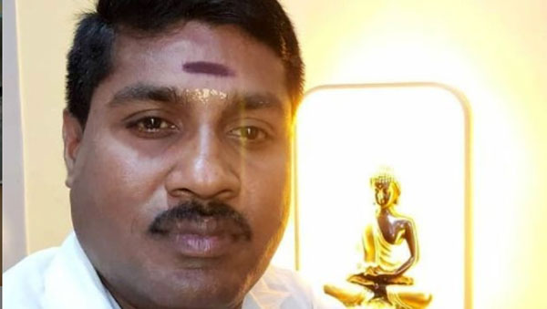 இவருக்கு எப்படி இவ்ளோ காசு வந்தது!! யுடியுப்பில் வீடியோ போட்டே காரை வாங்கிய ஜிபி முத்து!