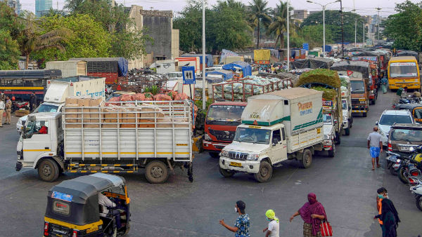 மோட்டார்சைக்கிள்களில் இனி இந்த கண்ட்ரோல் வசதி கட்டாயமா? சென்னை உயர்நீதிமன்றம் அதிரடி உத்தரவு