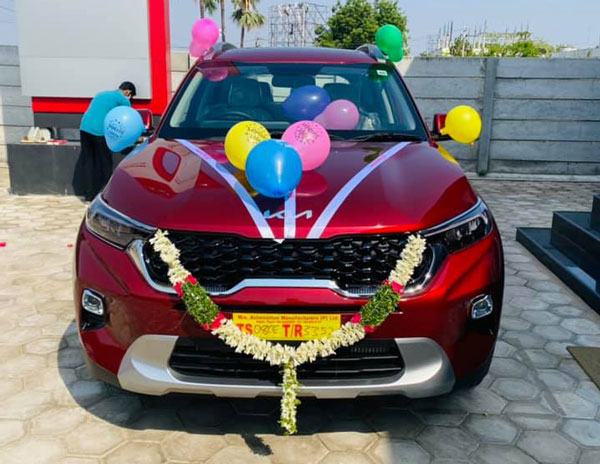 2021 கியா செல்டோஸ் & சொனெட்டை புக் செய்துள்ளவர்களுக்கு ஓர் ஹாப்பி நியுஸ்!! இந்தியாவில் டெலிவிரிகள் துவங்கின...