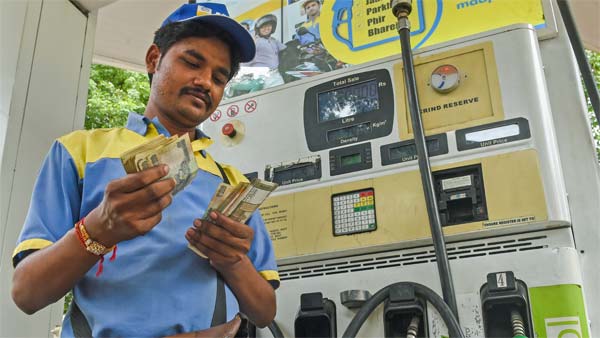 தேர்தல் முடிஞ்ச உடனே மறுபடியும் வேலையை காட்ட ஆரம்பிச்சுட்டாங்க... கரண்ட் ஷாக் அடித்த நிலையில் மக்கள்...