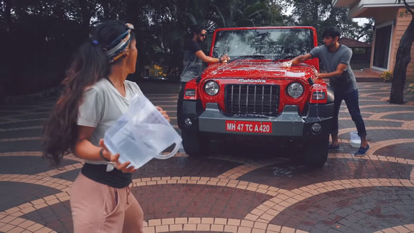 பட்ஜெட் வாகன பிரியர்களை குறி வைக்கும் மஹிந்திரா... மிக மலிவு விலையில் தார் எஸ்யூவி புதிய வேரியண்ட் அறிமுகம்!