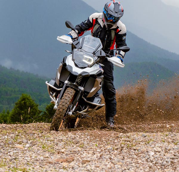 பான் அமெரிக்காவிற்கு போட்டி பைக்கை களமிறக்க தயாராகும் பிஎம்டபிள்யூ!! விரைவில் விற்பனைக்கு அறிமுகம்!