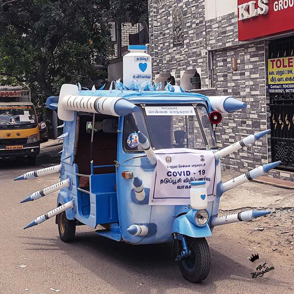 சென்னையை கலக்கும் ‘கொரோனா தடுப்பூசி’ ஆட்டோ!! தனி நபரது விழிப்புணர்வு பயணம்!