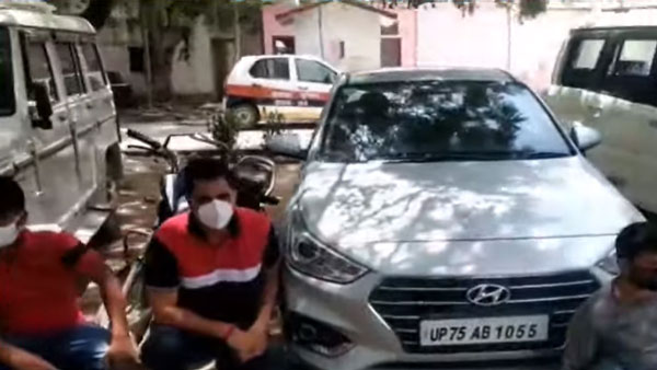 உத்தர பிரதேசத்தில் அடாவடி... ஜெயிலில் இருந்து ரிலீஸ் ஆன அரசியல் பிரமுகர் செய்த காரியம்... என்னனு தெரியுமா?