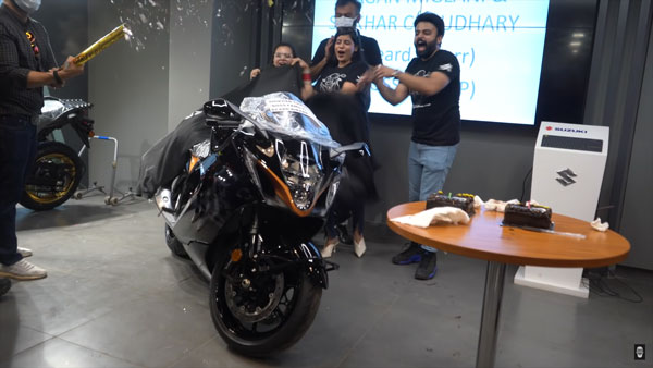 பல லட்ச ரூபா சுசுகி ஹயபுசா சூப்பர் பைக்கை வாங்கிய இளம்பெண்... இந்த பைக்கை வாங்கிய முதல் இந்திய பெண்ணே இவர்தானாம்...
