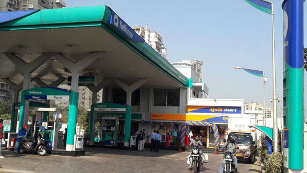 எலெக்ட்ரிக் வாகனங்களுக்கான பேட்டரி தயாரிப்பில் களமிறங்கும் ரிலையன்ஸ்! ஜியோ மாதிரி குறைந்த விலையில் கிடைக்குமா!