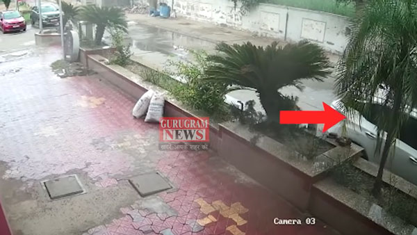 ஷோரூமில் இருந்து நைசாக நகர்த்தி செல்லப்பட்ட புத்தம் புதிய டாடா கார்... திருடுபோன காரோட விலை எவ்ளோ தெரியுமா?..