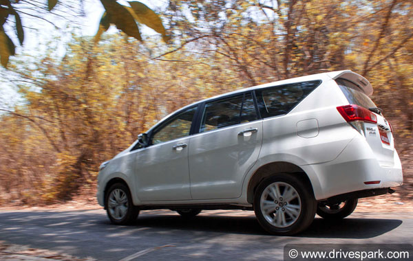 கடுமையான நிதி நெருக்கடிக்கு மத்தியில் லஞ்ச ஒழிப்பு துறை அதிகாரிகளுக்கு கேரள அரசு தாராளம்... ஏன் தெரியுமா?