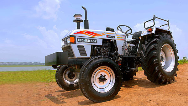 சூப்பர் ஐடியாவா இருக்கே! டிராக்டரின் முன் வீல் சிறியதாகவும், பின் வீல் பெரியதாகவும் இருப்பதற்கு காரணம் இதுதான்