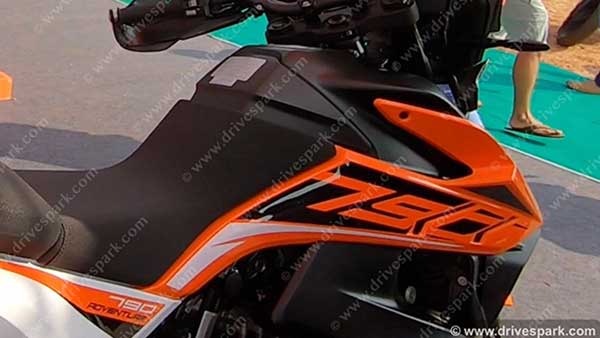 பஜாஜின் தொழிற்சாலையில் காட்சிதந்த கேடிஎம் 790 அட்வென்ச்சர்!! இந்தியாவில் விற்பனைக்கு வருகிறதா?