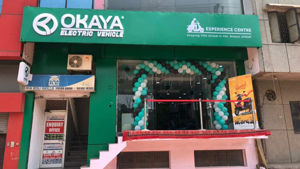 இ-ஸ்கூட்டர் தயாரிப்பிற்கு வந்துள்ள முன்னணி பேட்டரி தயாரிப்பு நிறுவனம்!! இரு ஸ்கூட்டர்களை அறிமுகம் செய்தது!