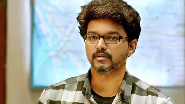 நடிகர் விஜய் ரூ. 1லட்சம் அபராதம் பெற காரணமாக இருந்த ரோல்ஸ் ராய்ஸ்! இந்த காரோட விலைய கேட்டீங்கனா மயக்கமே வந்திடும்!
