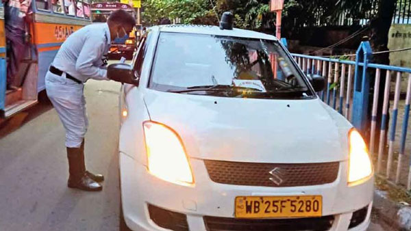உயர் அதிகாரிகள் மீதே அதிரடி நடவடிக்கை எடுத்த காவலர்கள்! என்ன செஞ்சாங்க தெரிஞ்சா நீங்களே அசந்துருவீங்க!