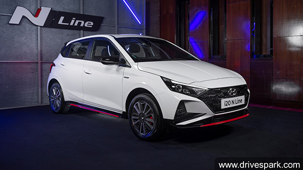 எந்த வேரியண்ட்டில் புதிய Hyundai i20 N Line காரை வாங்குவது? என்6-ஆ (அ) என்8-ஆ? இரண்டிற்கும் உள்ள வித்தியாசம்!!