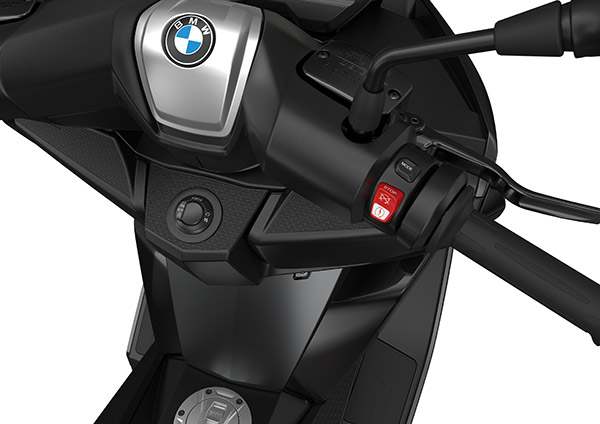 BMW-வின் முதல் ஸ்கூட்டருக்கு இந்தியாவில் குவியும் முன்பதிவு!! இதுவரையில் 100ஐ தொட்டுவிட்டதாம்!