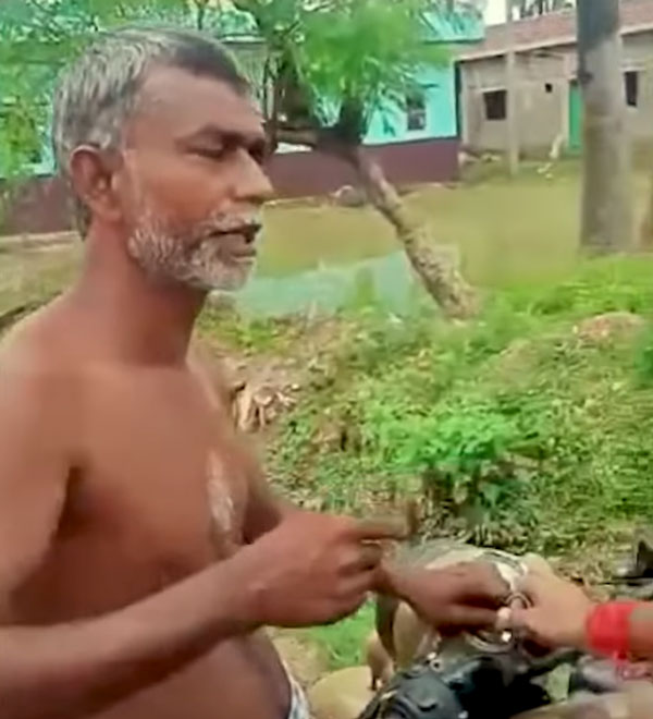 இதுபோன்ற பயணங்களை ஊக்கப்படுத்த கூடாது!! இளம் ஜோடியை சுற்றி வளைத்த பொதுமக்கள்