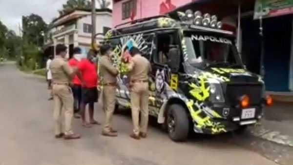 வாகனத்தை அழகாக மாற்றியதற்காக கம்பி எண்ணும் இளைஞர்கள்... எங்கு இந்த சம்பவம் நடந்துச்சு தெரிஞ்சா மிரண்டு போய்ருவீங்க!