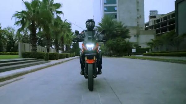 புதிய Honda CB200X அட்வென்ச்சர் பைக் இந்தியாவில் விற்பனைக்கு அறிமுகம்!! ஆரம்ப விலை ரூ.1.44 லட்சம்
