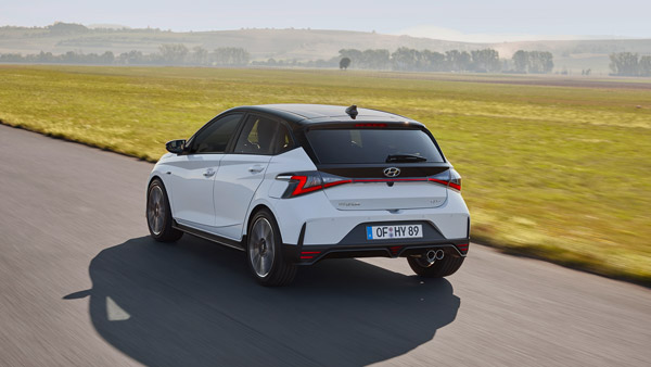பெர்ஃபார்மென்ஸ் தூள் கௌப்பும்.... இந்தியாவில் Hyundai i20 N Line வெளியீடு... செப்டம்பரில் விற்பனைக்கு வருகிறது!