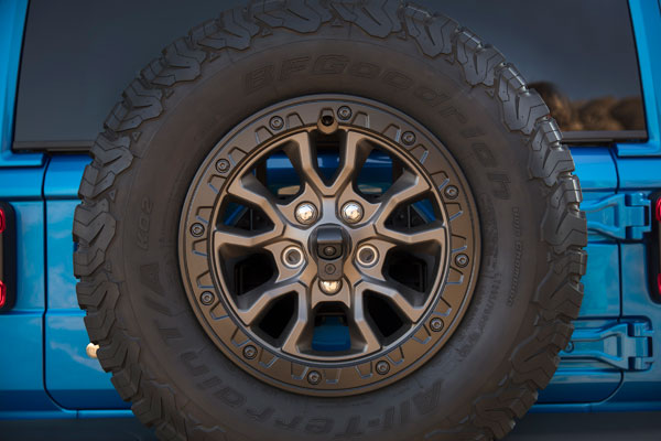 இதுதான் Spare wheel-ஆ? வழக்கு போட்டு டீலரிடம் இருந்து பணத்தை பெற்ற கேரள வாடிக்கையாளர்!!