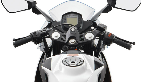 2022 RC பைக்குகளின் தோற்றத்தை வெளியிட்டது KTM!! RC200-க்கு இணையான தோற்றத்தில் RC125!