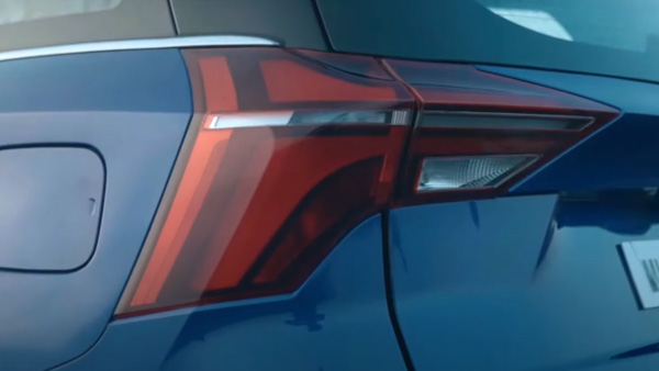 பெரிதும் எதிர்பார்க்கப்பட்ட Mahindra XUV700 காருக்கு இந்தியாவில் புக்கிங் தொடங்கியது... ஆனா அதிகாரப்பூர்வ புக்கிங்க அல்ல!