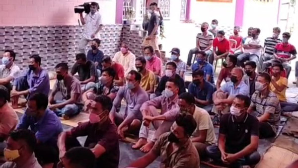 பயிற்சிக்கு செல்ல லிஃப்ட் கொடுத்த லாரி டிரைவர்களுக்கு, ஒலிம்பிக் மங்கை கொடுத்த சர்ப்ரைஸ்!! என்னென்னு தெரியுமா?