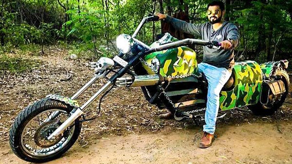 ஒர்க்ஷாப்பில் நிறுத்தி இருந்த உலகின் நீளமான பைக்கை பைக்கை தூக்கிய ஆர்டிஓ அதிகாரிகள்... இதெல்லாம் நியாயமே இல்ல!