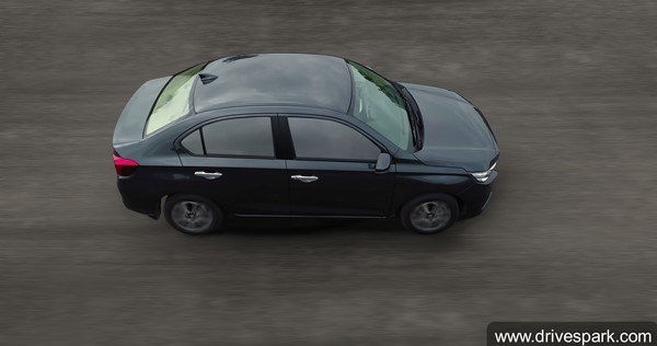 Tata Tigor தொடங்கி மொத்தம் மூன்று கார்களுக்கு போட்டி... 2021 Honda Amaze காரின் முழு ரிவியூ தகவல்...