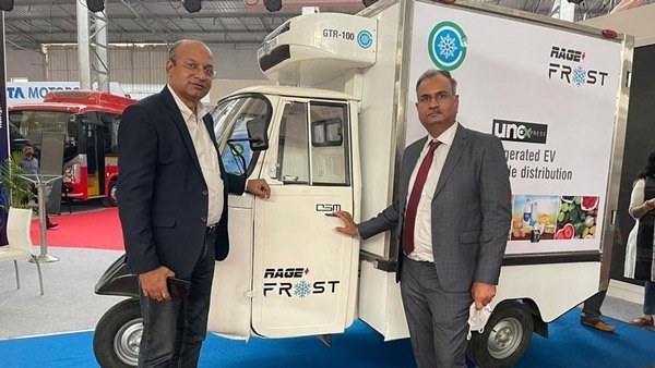 மணிக்கு 45கிமீ வேகத்தில் இயங்கக்கூடிய, ஒமேகா சீகி எலக்ட்ரிக் ஸ்கூட்டர்கள் வெளியீடு!!