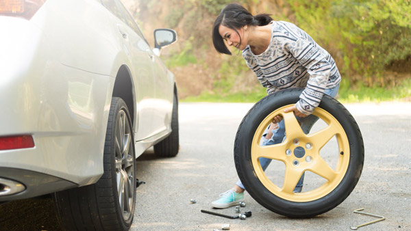 இதுதான் Spare wheel-ஆ? வழக்கு போட்டு டீலரிடம் இருந்து பணத்தை பெற்ற கேரள வாடிக்கையாளர்!!
