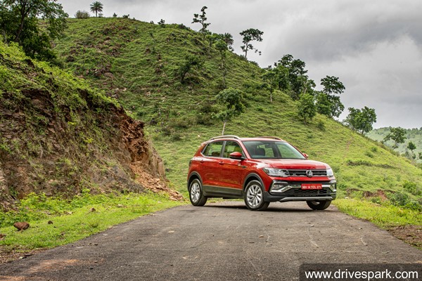 கியா செல்டோஸ், ஹூண்டாய் கிரெட்டாவிற்கு நெருக்கடி... ஃபோக்ஸ்வேகன் டைகுன் காருக்கான முன்பதிவு தொடக்கம்!
