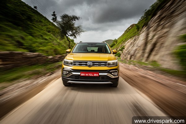 கியா செல்டோஸ், ஹூண்டாய் கிரெட்டாவிற்கு நெருக்கடி... ஃபோக்ஸ்வேகன் டைகுன் காருக்கான முன்பதிவு தொடக்கம்!
