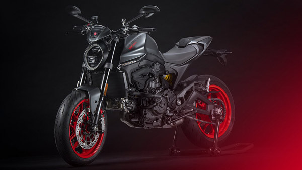 பட்ஜெட் விலை கார்களை காட்டிலும் மிக மிக அதிக விலையில் Ducati Monster பைக் அறிமுகம்... விலைய கேட்டீங்கன அசந்து போய்ருவீங்க!