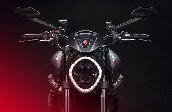 பட்ஜெட் விலை கார்களை காட்டிலும் மிக மிக அதிக விலையில் Ducati Monster பைக் அறிமுகம்... விலைய கேட்டீங்கன அசந்து போய்ருவீங்க!