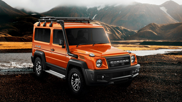 பெரிதும் எதிர்பார்க்கப்பட்ட Force Gurkha விற்பனைக்கு அறிமுகம்... Mahindra Thar காரின் நிலைமை என்ன ஆக போகுதோ!!